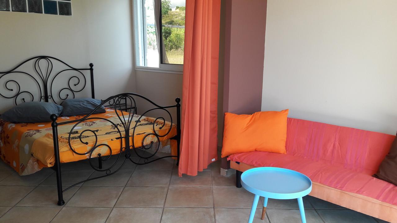 Lakazadom974 - Chambres D'Hotes Saint-Gilles-les Hauts المظهر الخارجي الصورة